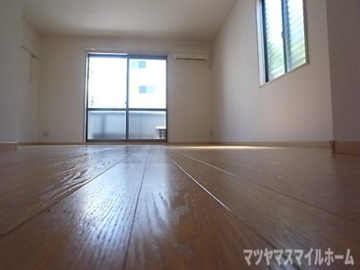 【居間・リビング】 | シャーメゾン岡山B棟