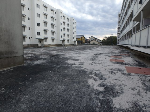 ビレッジハウス境港第三2号棟の駐車場