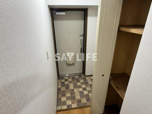 キャステージパーク2番街の玄関