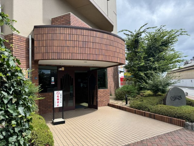 キャステージパーク2番街のエントランス
