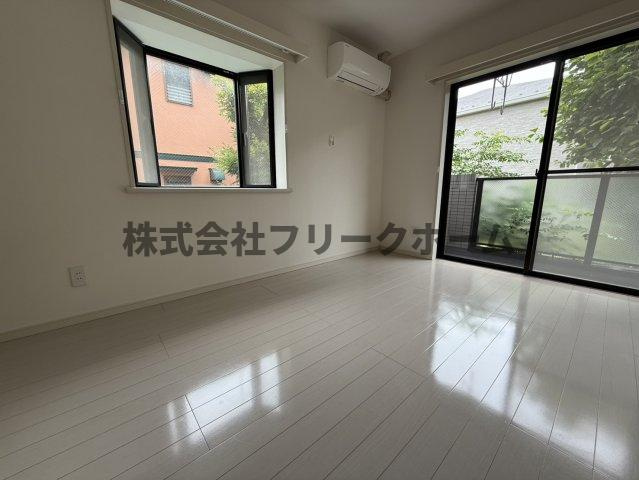 武蔵野市吉祥寺東町１丁目の賃貸マンションの居間・リビング