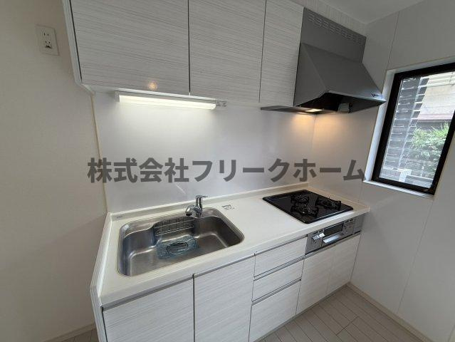 武蔵野市吉祥寺東町１丁目の賃貸マンションのキッチン