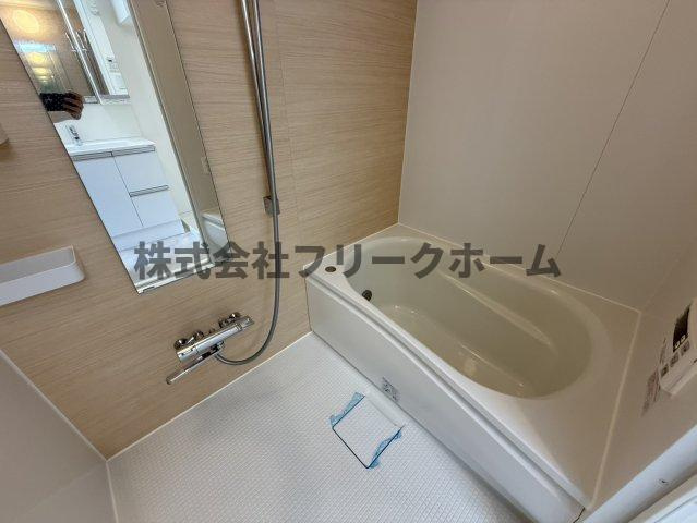 武蔵野市吉祥寺東町１丁目の賃貸マンションの浴室