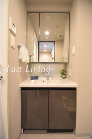 ルフォンプログレ千代田御茶ノ水の洗面所