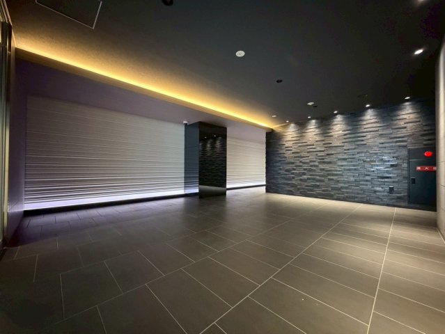 S-RESIDENCE阿波座WESTのロビー