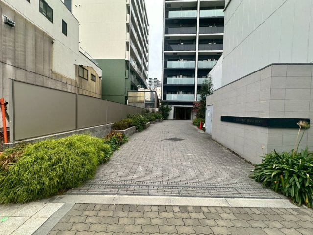 S-RESIDENCE阿波座WESTのエントランス