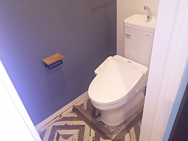 グルーブ五色山のトイレ|落ち着いた色調のトイレです