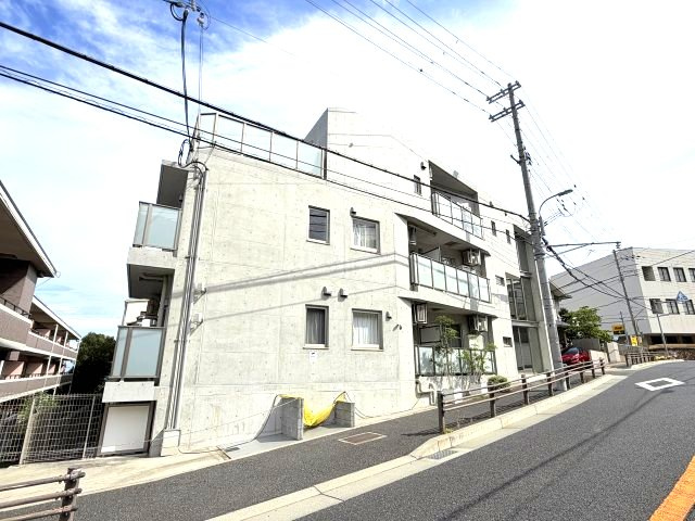 エカルラート青谷の外観