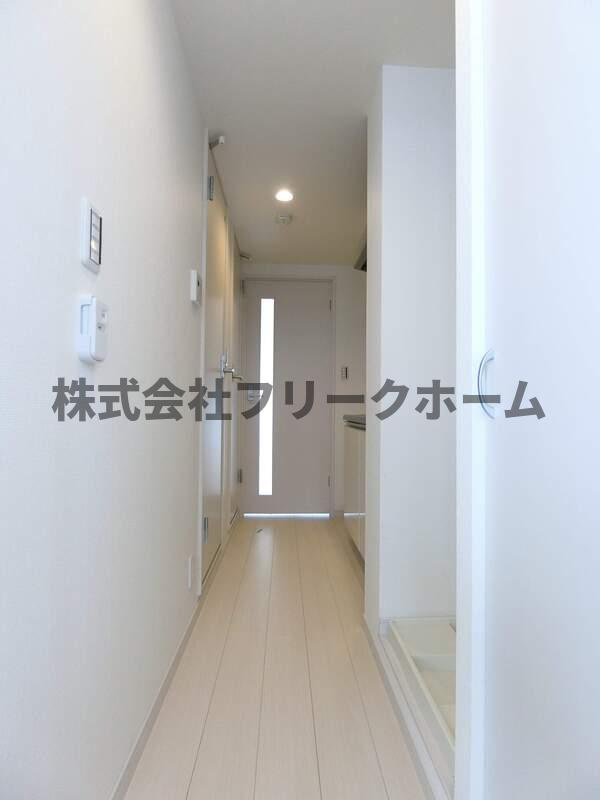 三鷹市上連雀６丁目の賃貸マンションの玄関