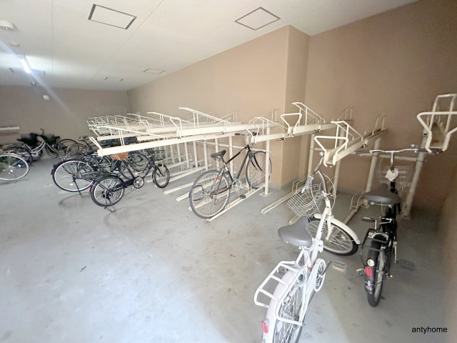 メゾン・デ・ノムラ島之内　仲介手数料無料の駐車場