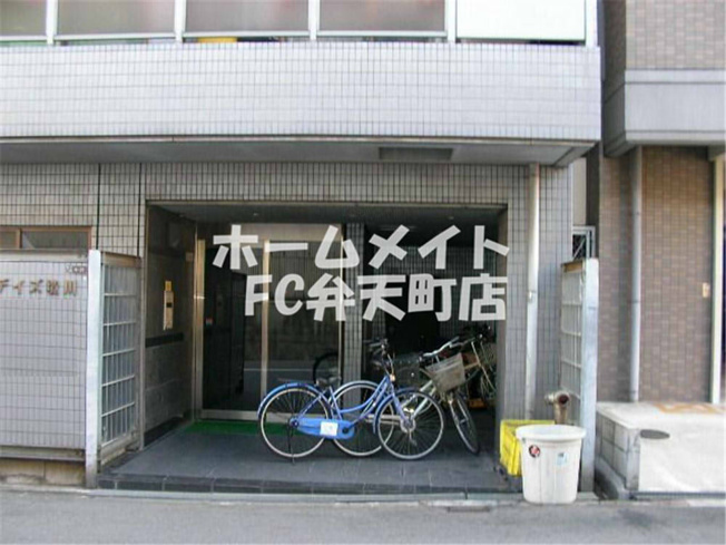 【エントランス】 | デイズハイツ境川 | エントランスです