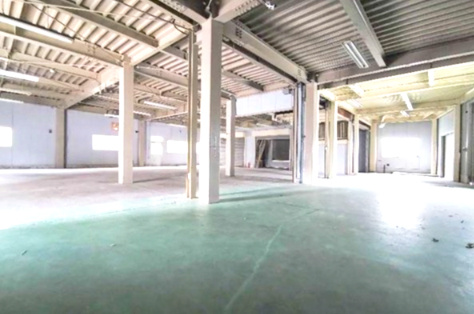 築港４階建倉庫＋事務所の内装