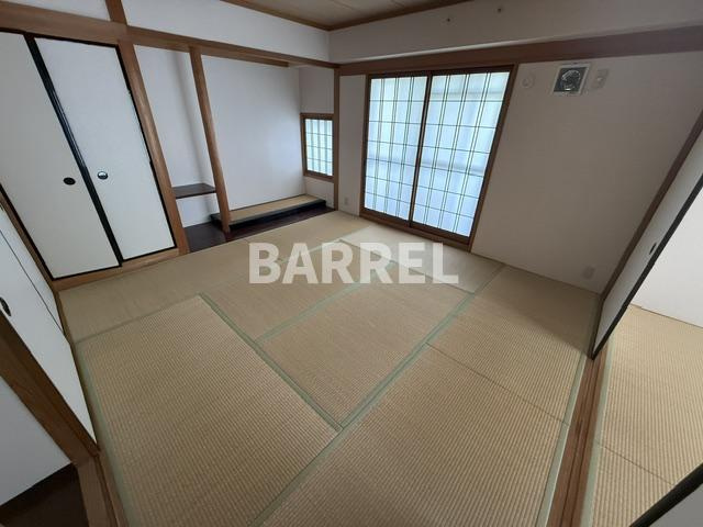 ラソフェリス千里桃山台の和室