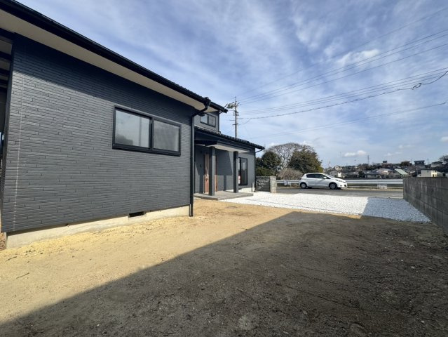 大字小野田中古一戸建て①の駐車場