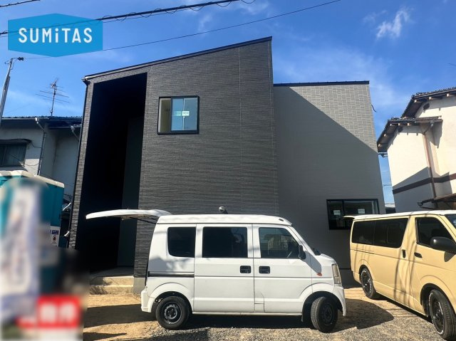 岡山市南区芳泉１丁目の新築一戸建