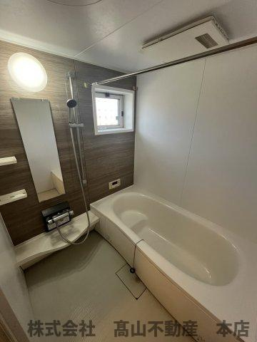 D-room福間の浴室
