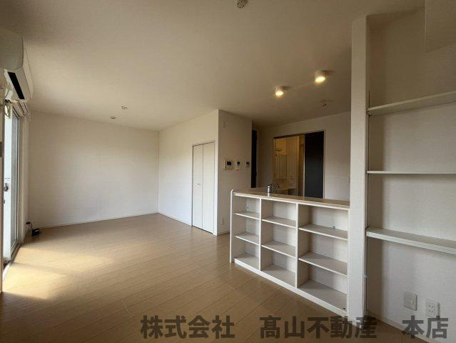 D-room福間の居間・リビング