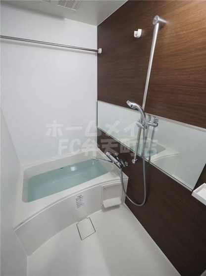 【浴室】 | レオンコンフォート九条ガレリア | コンパクトで使いやすいお風呂です