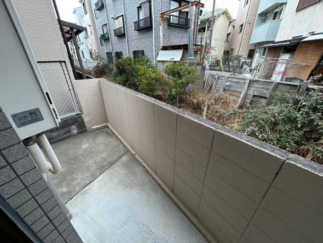 PAO南桜塚のバルコニー