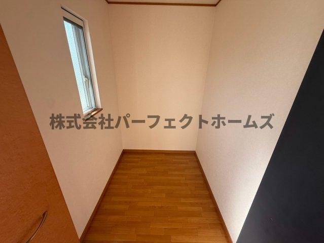 ルシアコート村野の洋室|明るい洋室です