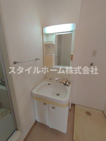 コンフォールBの洗面所