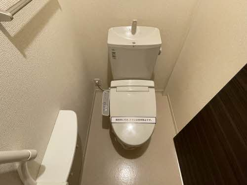 熊本市南区田井島３丁目のアパートのトイレ