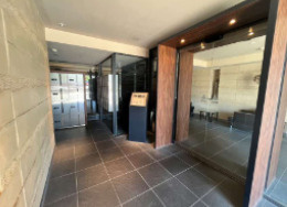練馬区谷原１丁目の賃貸マンションのエントランス