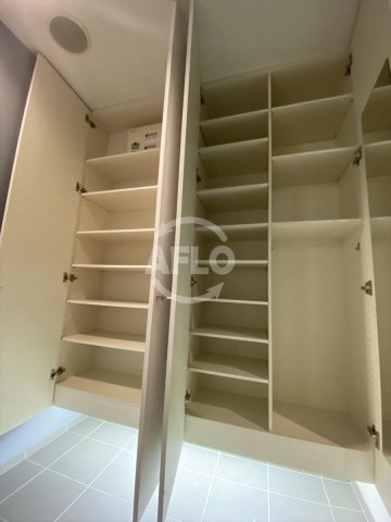アーバネックス淀屋橋の収納|アーバネックス淀屋橋　シューズボックス