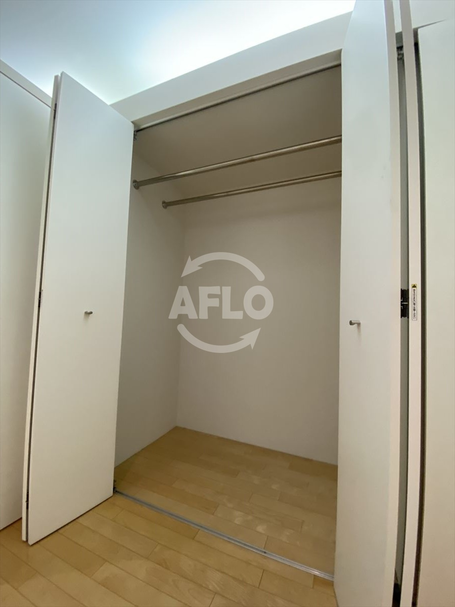 アーバネックス淀屋橋の収納|アーバネックス淀屋橋　クローゼット