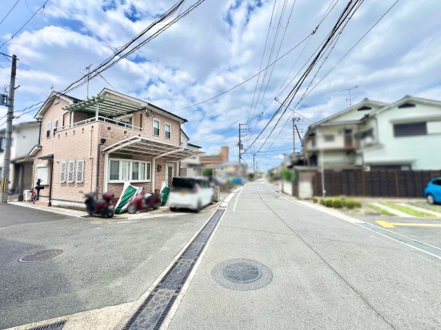 【前面道路含む現地写真】の画像