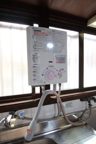 【設備】 | Re-Home深井中町 | 湯沸し器