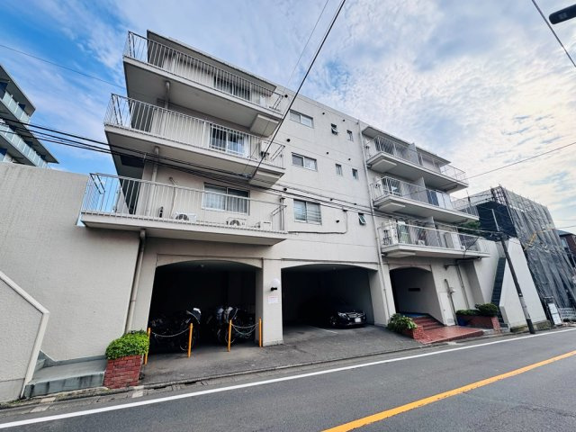 【外観】 | 成増シティハウス　（成増店） | 小　中学校が近くお子様の通学に安心な環境
