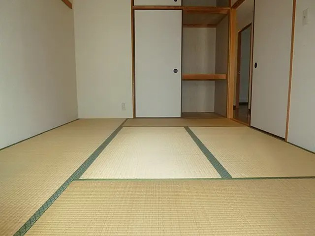 ストリームサイド甲子園の居間・リビング