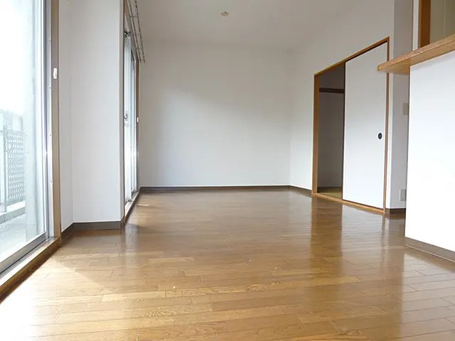 ストリームサイド甲子園の居間・リビング