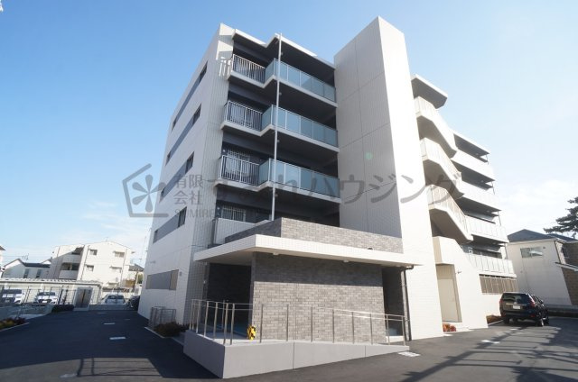 Casa　Fiore　カーサ・フィオーレのエントランス