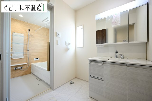 【独立洗面台】 | グランシエロ北本市東間７丁目　新築住宅 | ≪3号棟≫
現地(2026年8月撮影)