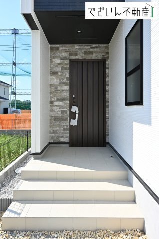 【玄関】 | グランシエロ北本市東間７丁目　新築住宅 | ≪3号棟≫
現地(2026年8月撮影)