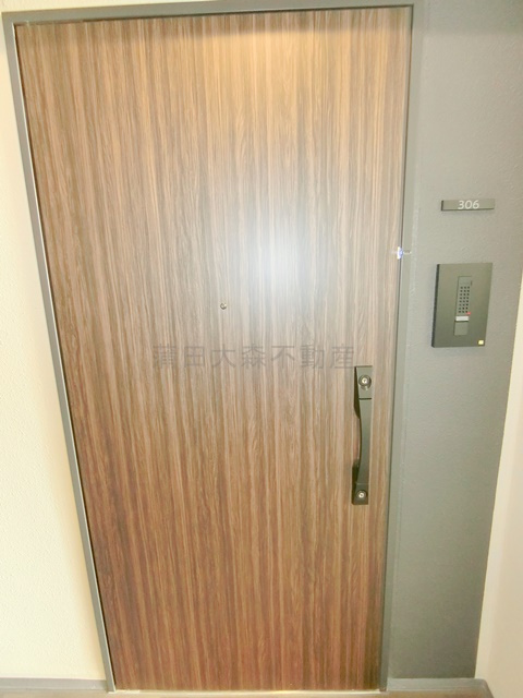 RJRプレシア蒲田の玄関