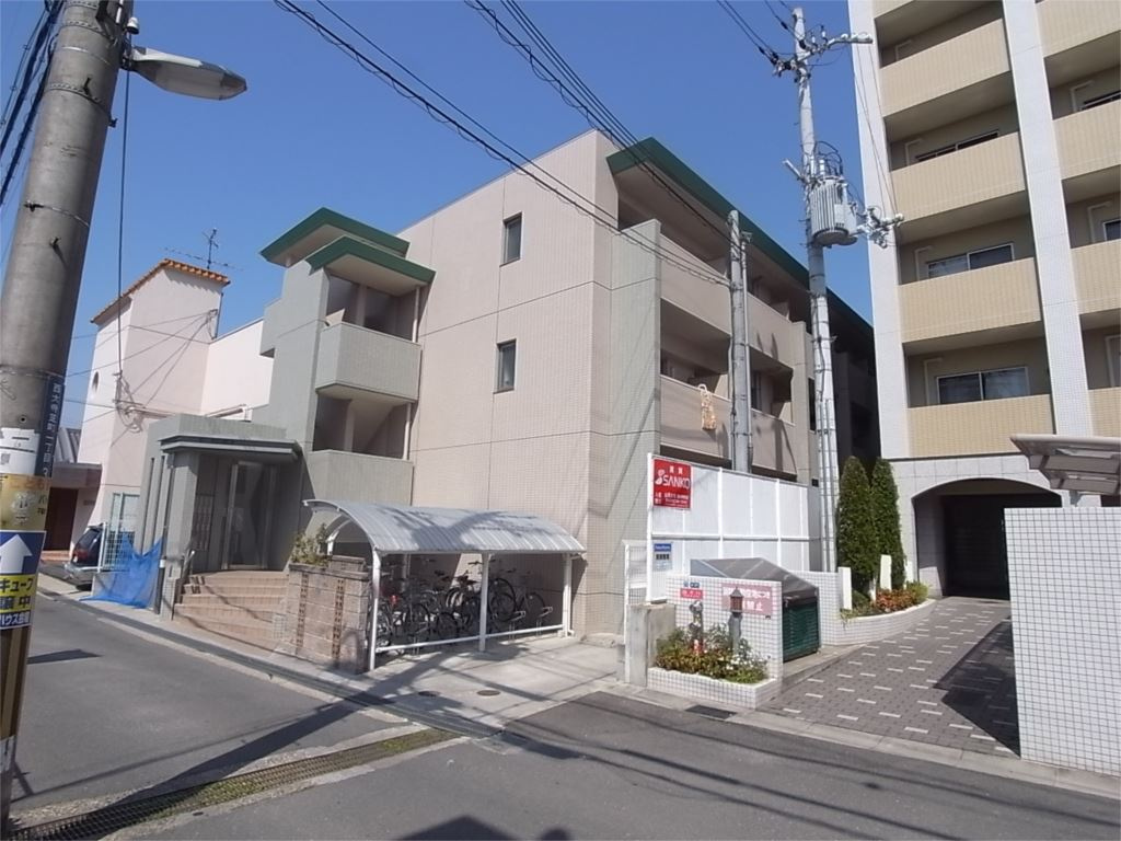 奈良市西大寺南町の賃貸マンション