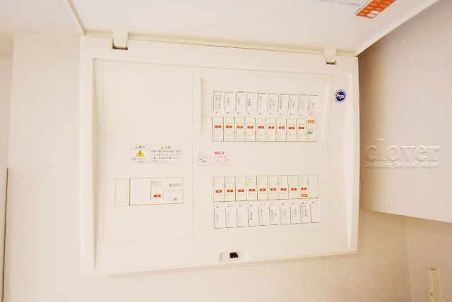 【発電・温水設備】 | マンション東陽町 | 分電盤