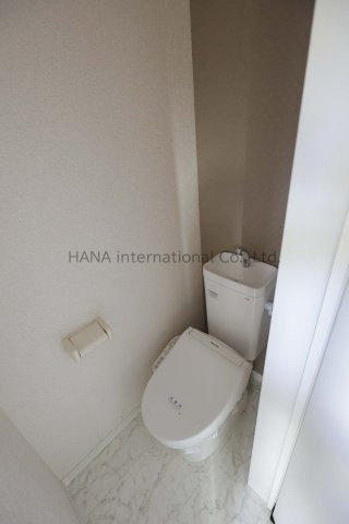 ルミエール妙蓮寺のトイレ