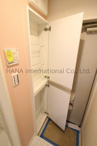 ユナイト岡沢マックスタイラーの収納