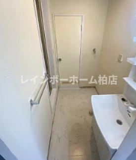 特典：仲介手数料が無料です!!の設備|室内洗濯機置き場があります
※他物件参考写真