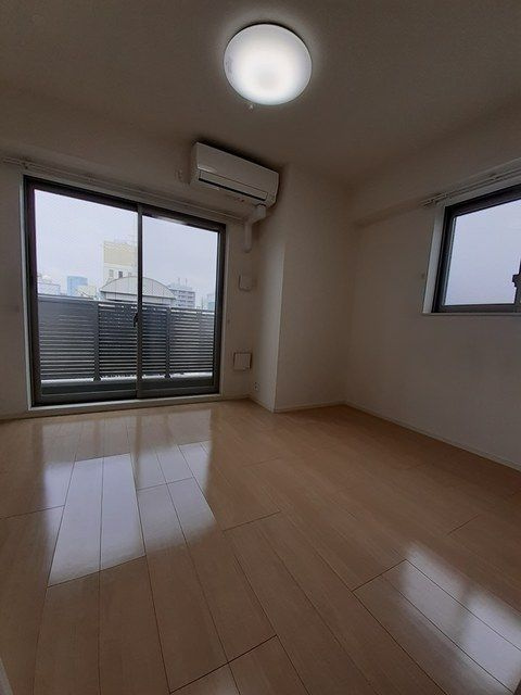 ＩＳＬＡ　ＶＩＳＴＡ日本橋の居間・リビング