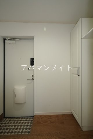 【玄関】 | ハーミットクラブハウス戸塚踊場B棟 | シューズボックス付き