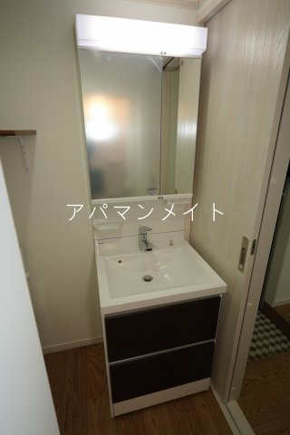 【洗面所】 | ハーミットクラブハウス戸塚踊場B棟 | 独立洗面台です