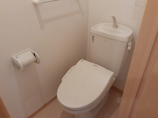 メゾン・ド・グリシーヌ　Ⅱのトイレ