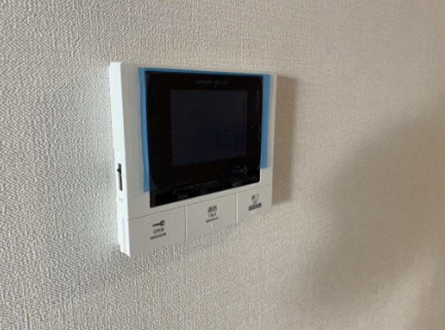 コンフォール千鳥の設備|モニター付きインターホン
