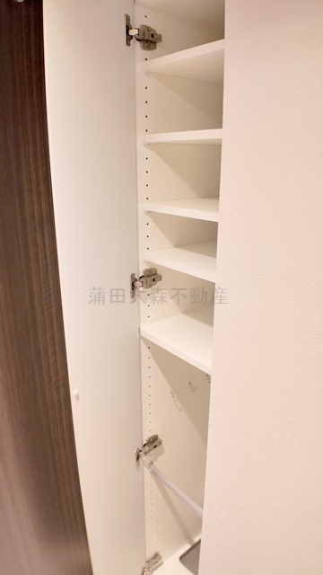 シーズンフラッツ大森西の収納|シューズボックス