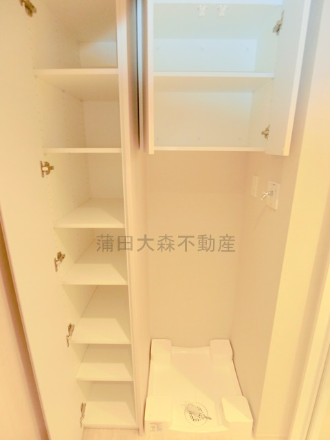 シーズンフラッツ大森西の設備|室内洗濯機置き場